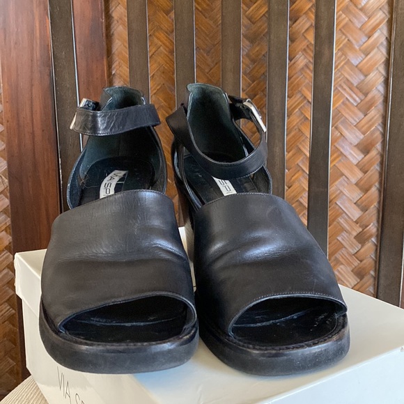 VIA SPIGA - “Jark” Black Strappy 10M - Picture 3 of 11